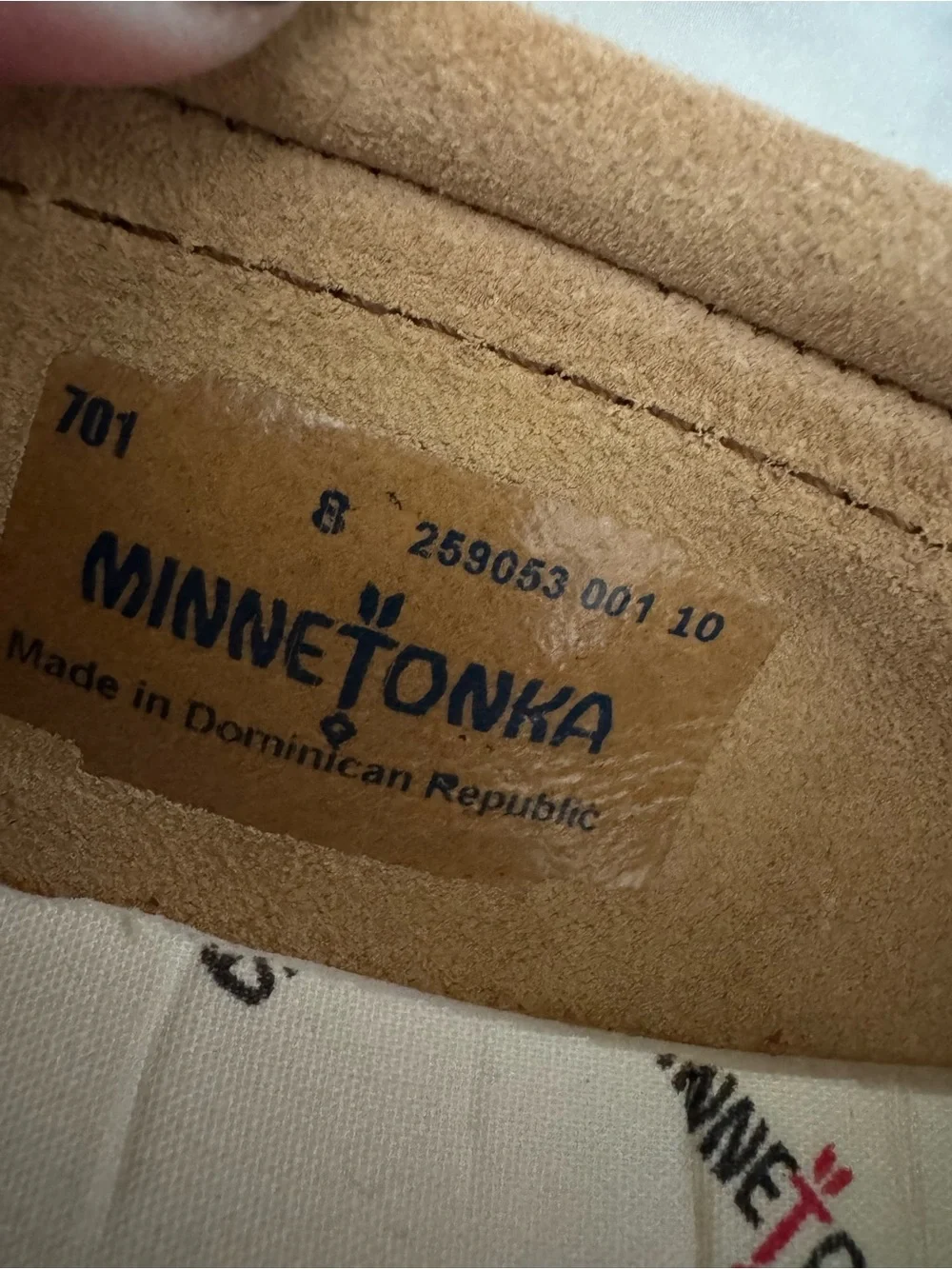 Minnetonka Men’s Softsole Laced Moccasins Tan • Size 8 New Without Box